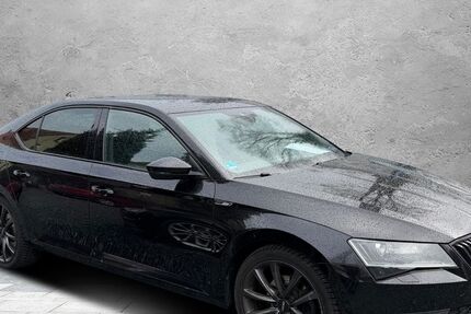 Skoda Superb 206.000 km 15.999 &euro; Detmold 32758