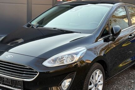 Ford Fiesta 203.000 km 5.900 &euro; Witzenhausen 37213