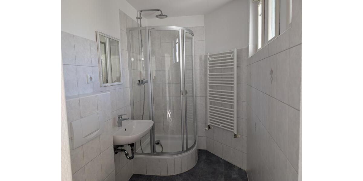 Etagenwohnung Eisleben (Lutherstadt) - 3 Zimmer, 65 m&sup2;, 420&euro; | Angebot:25865851