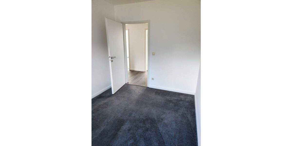 Reihenmittelhaus Albersdorf - 3 Zimmer, 130 m&sup2;, 1.100&euro; | Angebot:24251347