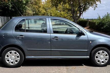 Skoda Fabia 64.500 km 1.300 &euro; Mönchengladbach 41179