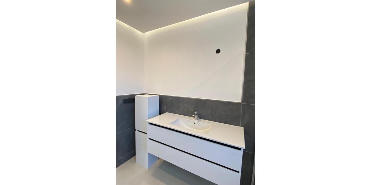 Etagenwohnung Burbach - 4 Zimmer, 100 m&sup2;, 1.100&euro; | Angebot:25048277