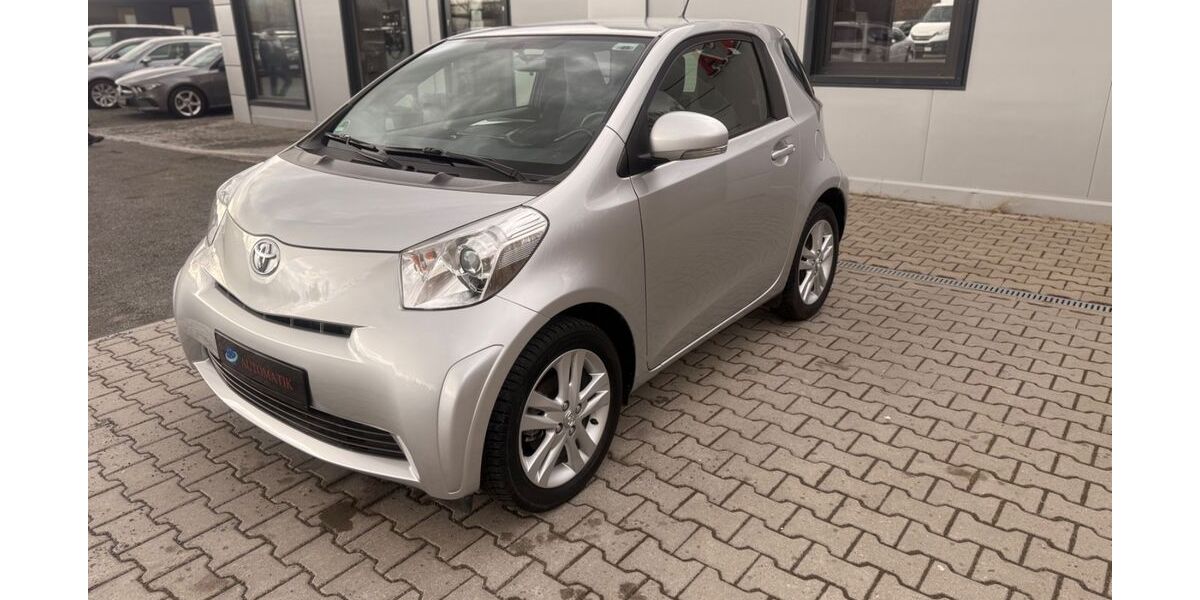 Toyota IQ 72.456 km 8.999 &euro; Ludwigsfelde 14974
