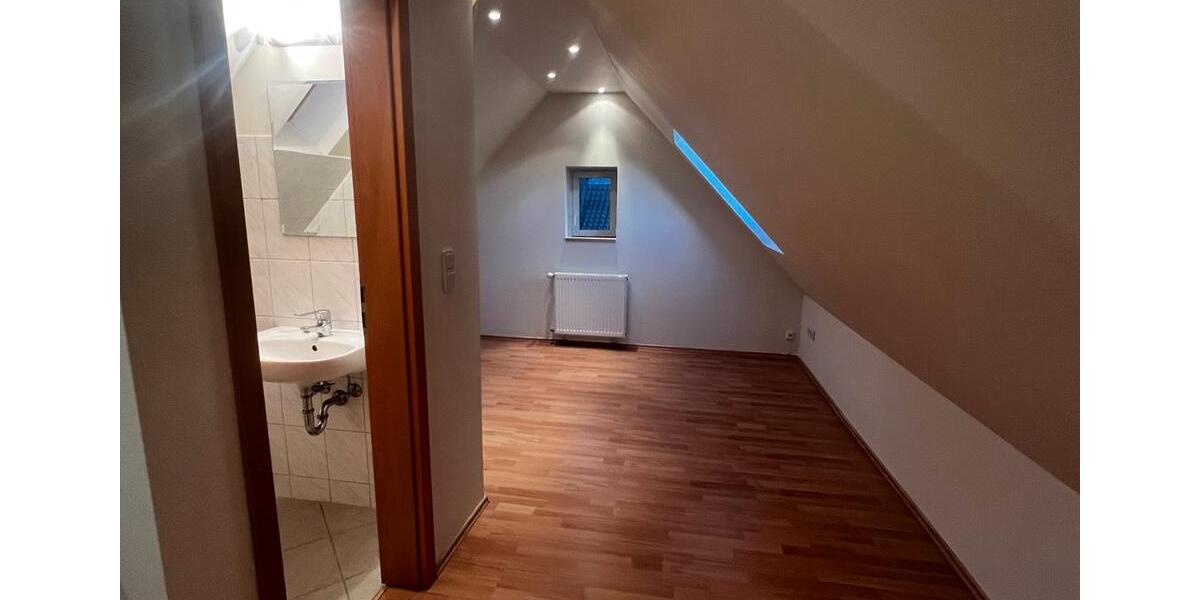 Großzügige 4Zimmer-Maisonettewohnung mit Balkon und Einbauküche 4 zimmer
