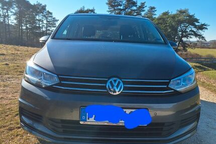 VW Touran 178.000 km 15.200 € Breitenbrunn 92363