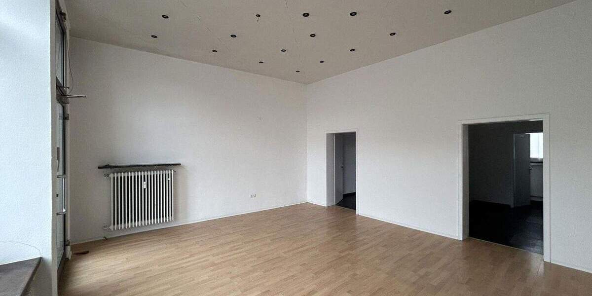 Gelegenh.z.Jahresende!!Attr.vielseitig nutzb.LadenlokalBüro m. gr.Schaufenster Top-Lage Hochz.-Süd zimmer