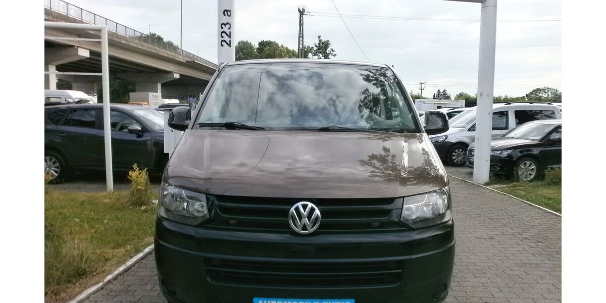 VW T5 Transporter 261.000 km 10.950 &euro; München OT Trudering-Riem 81825