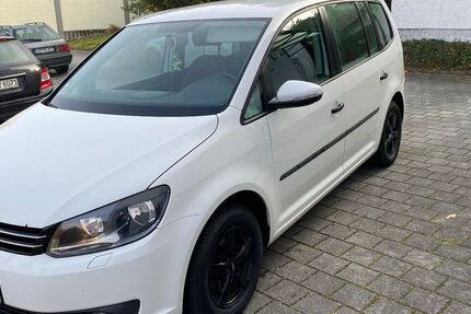 VW Touran 215.000 km 6.490 &euro; Rottenburg 84056