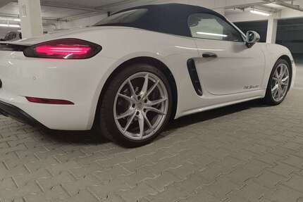 Porsche Boxster 35.000 km 64.999 &euro; Freiburg im Breisgau 79106