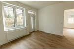 Helle 4-Zimmer-Wohnung mit kleinem Garten und Stellplatz – Erstbezug nach Sanierung