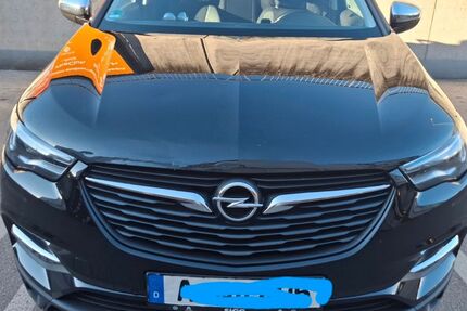 Opel Grandland (X) 90.000 km 7.999 &euro; Augsburg 86154