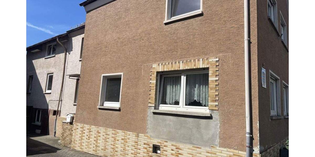 Mehrfamilienhaus, Wohnhaus Buseck Alten-Buseck - 7 Zimmer, 280 m&sup2;, 309.000&euro; | Angebot:25782526