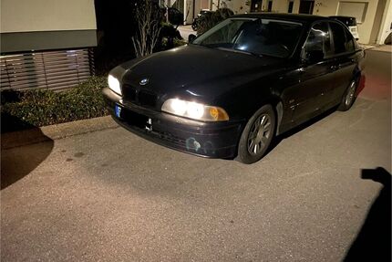 BMW 525