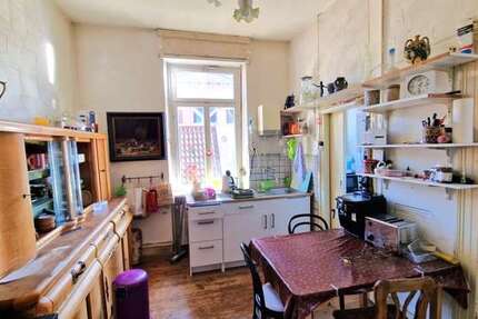 Wohnung zum Kaufen in Annweiler am Trifels 169.000 € 199 m² 10 zimmer