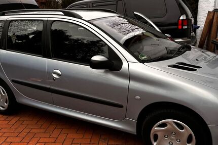 Peugeot 206 132.000 km 1.300 &euro; Bremen 28357