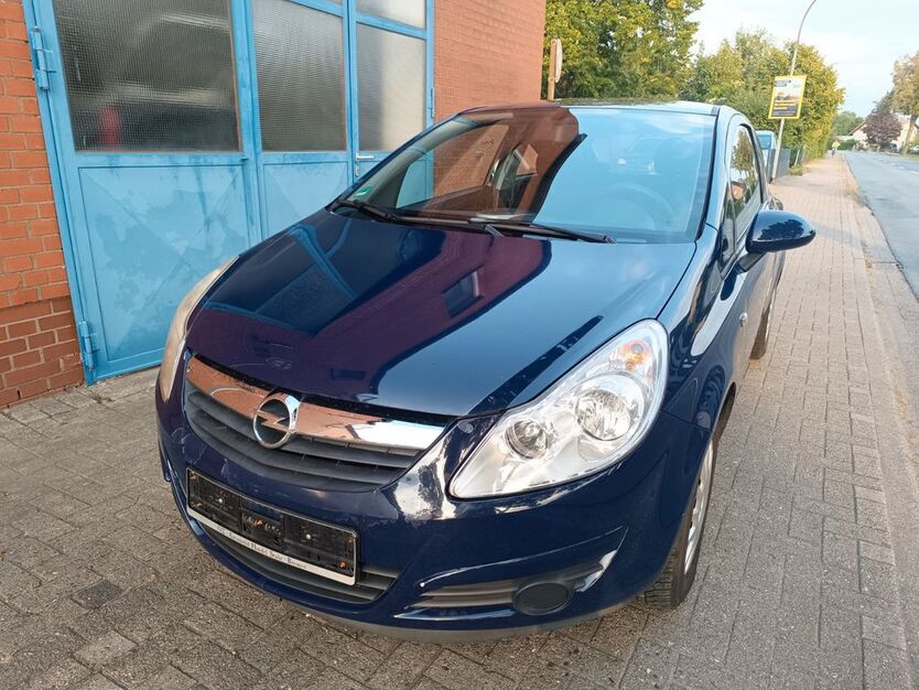 Opel Corsa 155.000 km 1.490 € Blender 27337