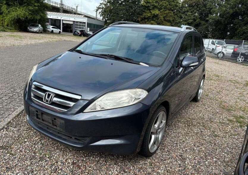FR-V