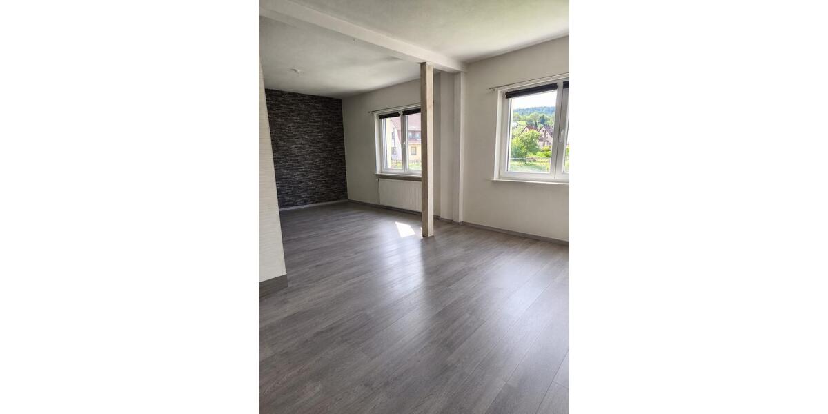 Einfamilienhaus Schmalkalden - 8 Zimmer, 150 m&sup2;, 220.000&euro; | Angebot:26991526