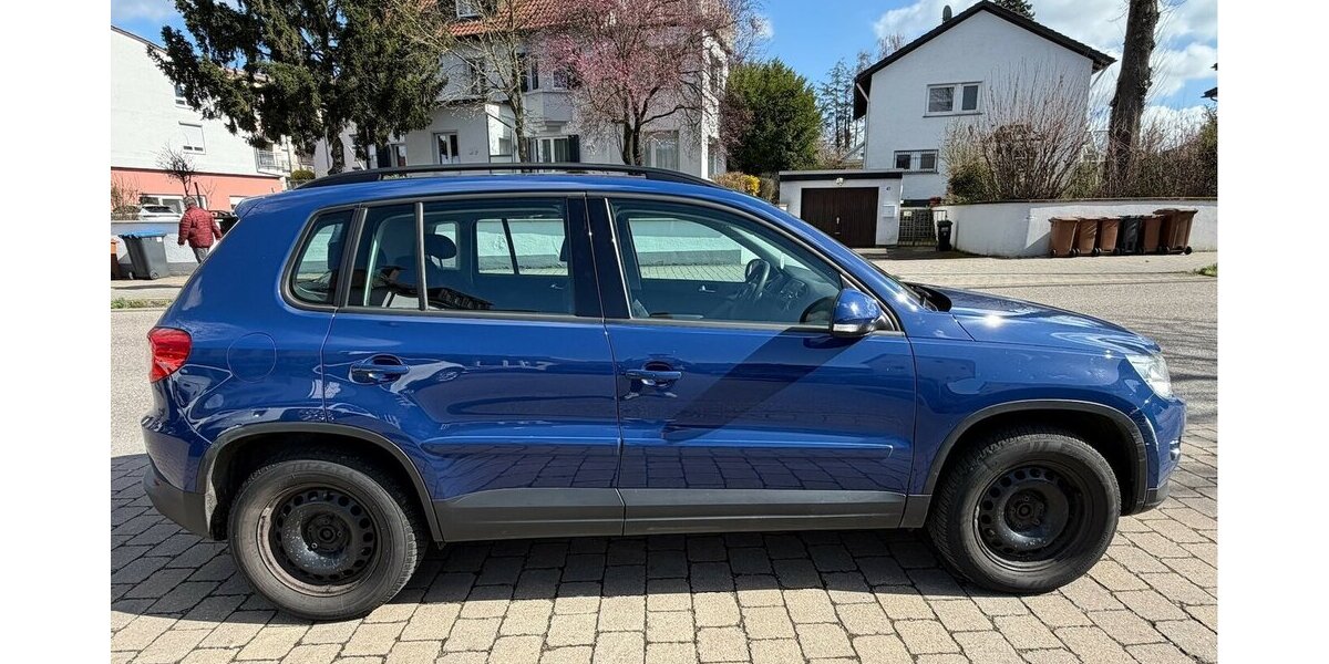 VW Tiguan 2.0 TDI DSG 4Motion 1. Hand AHK 172.000 km 7.490 &euro; Neckarsulm 74172