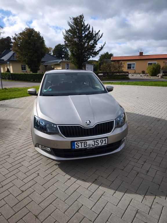 Skoda Fabia 82.000 km 8.799 € Zurow 23992