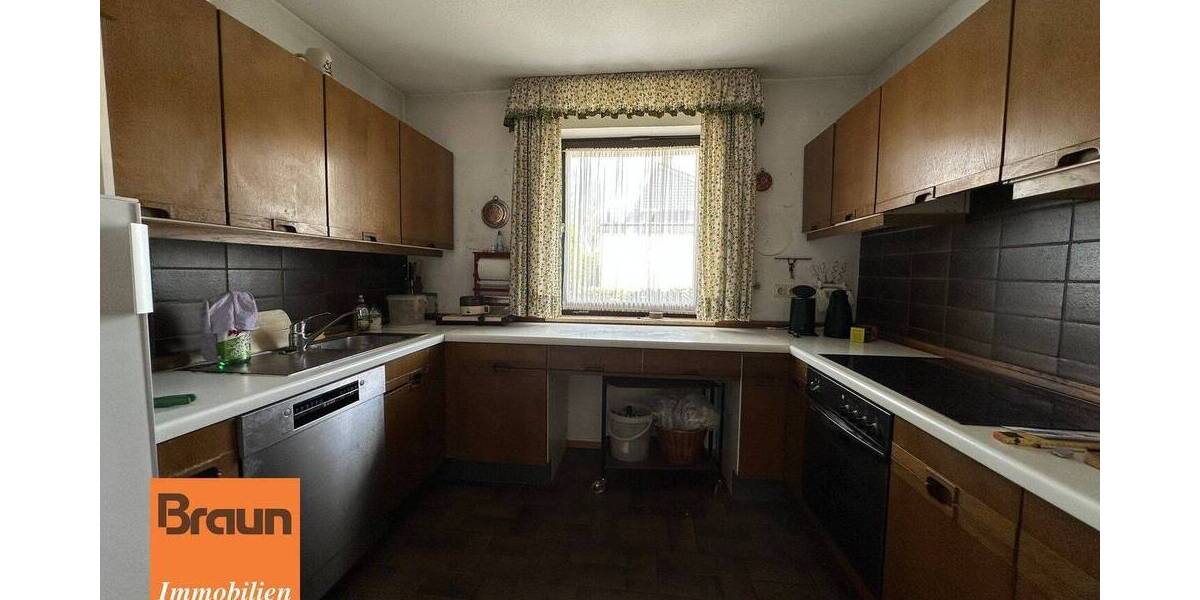 Mehrfamilienhaus, Wohnhaus Sankt Georgen im Schwarzwald Stadtgebiet - 5 Zimmer, 150 m&sup2;, 310.000&euro; | Angebot:26512820