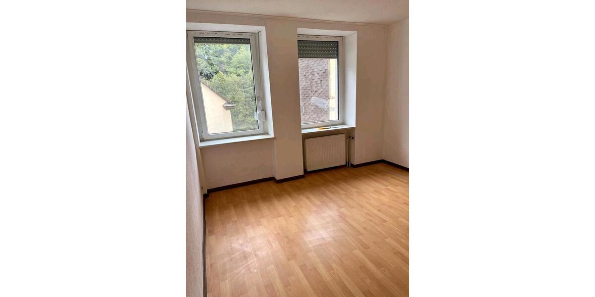 Etagenwohnung Werdohl - 3 Zimmer, 80 m&sup2;, 850&euro; | Angebot:26359722