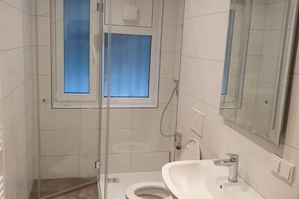 3-Zimmer-Neues_Bad_ Kochküche - Zentrale Lage 3 zimmer