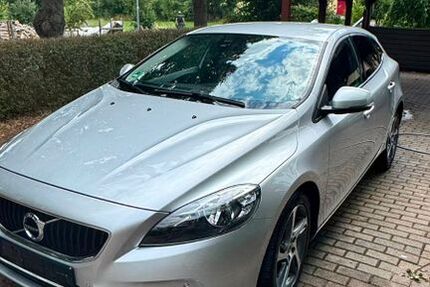 Volvo V40 155.316 km 9.000 &euro; Müncheberg 15374