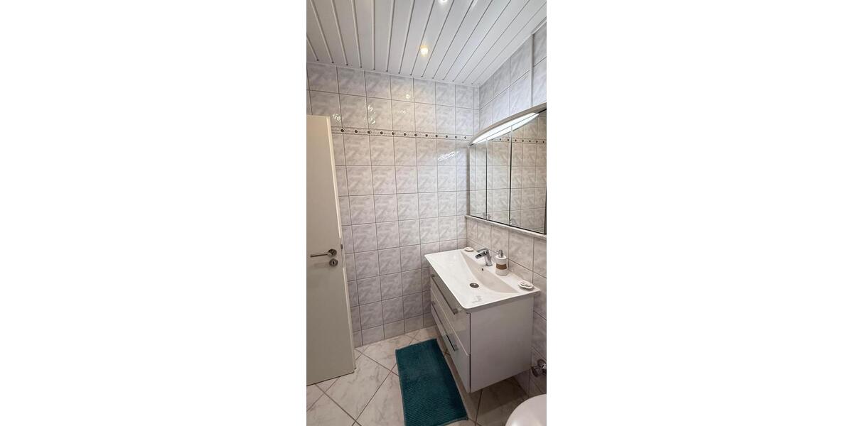 Etagenwohnung Siegburg - 2 Zimmer, 75 m&sup2;, 1.400&euro; | Angebot:26432732