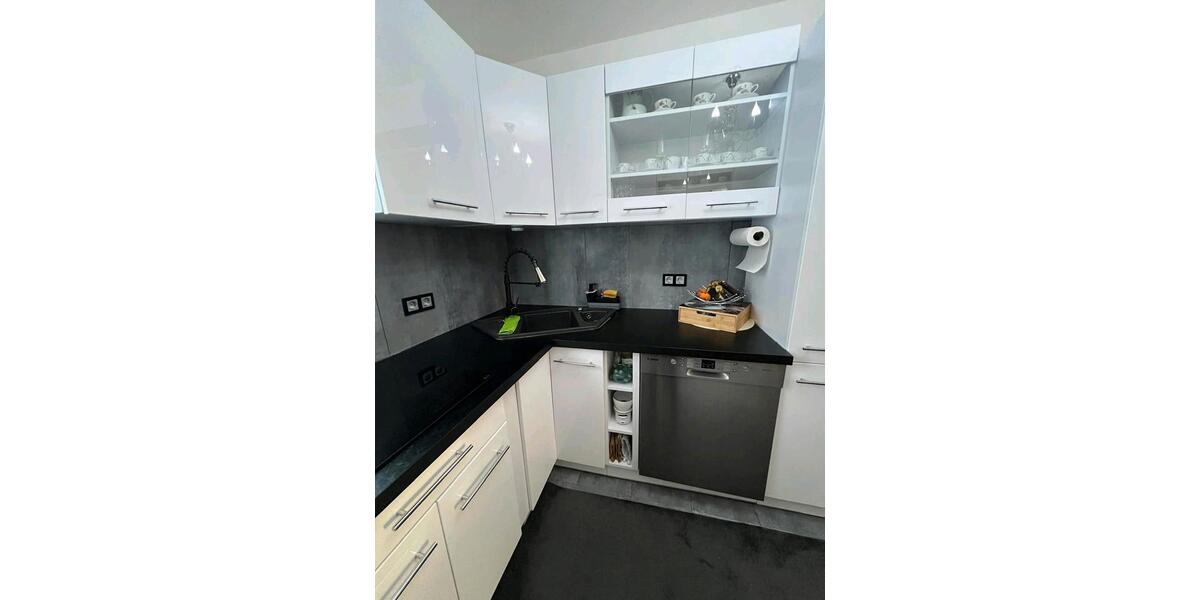 Reihenhaus Gera Bieblach-Ost - 7 Zimmer, 140 m&sup2;, 1.200&euro; | Angebot:26384578