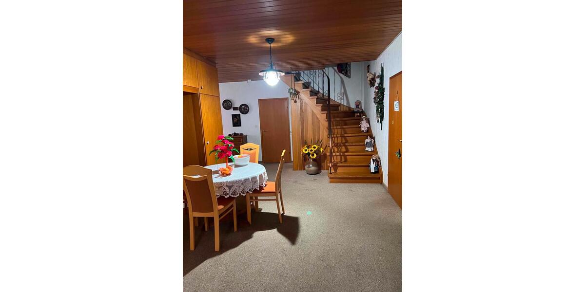 Einfamilienhaus Melle - 7 Zimmer, 270 m&sup2;, 300.000&euro; | Angebot:26978063