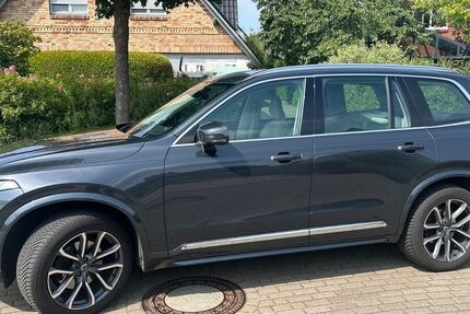 Volvo XC90 205.000 km 22.800 &euro; Delingsdorf 22941