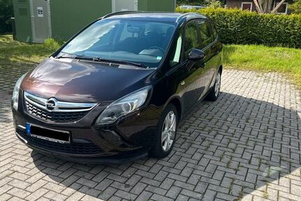 Opel Zafira Tourer 108.888 km 6.450 &euro; Dornum Westeraccum 26553