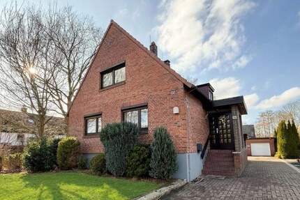 Haus Neumünster Wittorf - 4 Zimmer, 122 m&sup2;, 329.000&euro; | Angebot:25390933