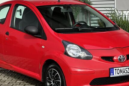 Toyota Aygo (X) 204.958 km 1.950 € Hamm 59075
