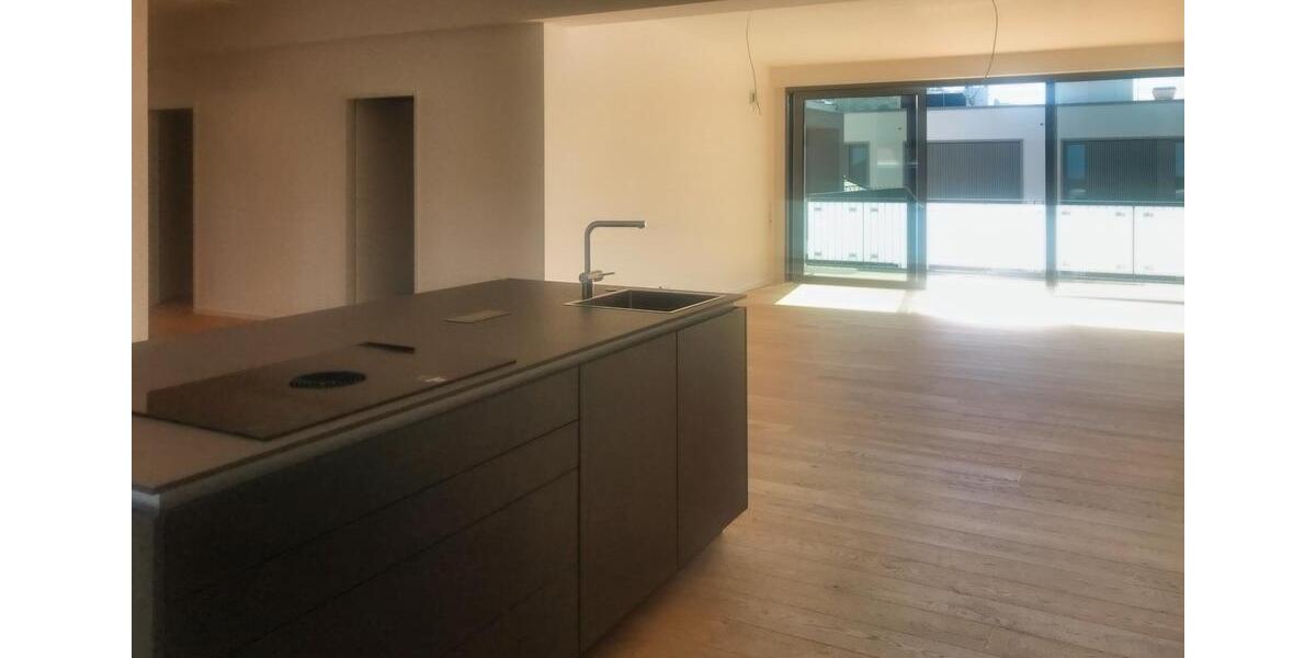 Dachgeschoßwohnung Biberach an der Riß - 3.5 Zimmer, 146 m&sup2;, 1.880&euro; | Angebot:26589353