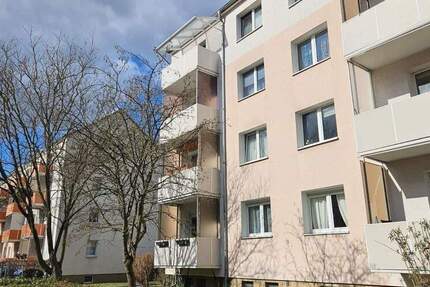 Wohnung Halle Damaschkestraße - 3 Zimmer, 60 m&sup2;, 109.000&euro; | Angebot:25780029