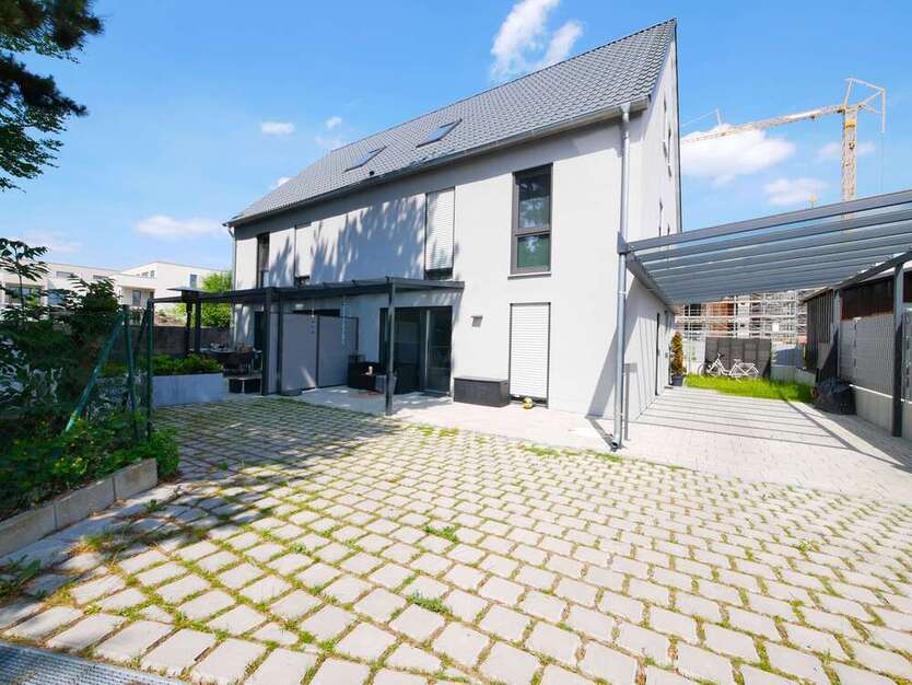 Haus zum Mieten in Dachau 2.400 € 149.82 m²