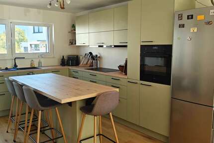 Haus Bornheim - 5 Zimmer, 133 m&sup2;, 2.150&euro; | Angebot:27460074