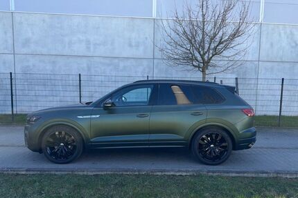 VW Touareg 84.600 km 52.499 &euro; Berlin 10315