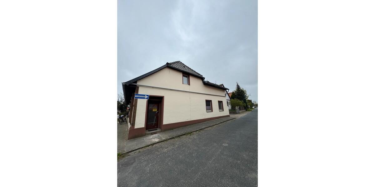 Einfamilienhaus Königslutter am Elm - 7 Zimmer, 220 m&sup2;, 179.000&euro; | Angebot:26301332