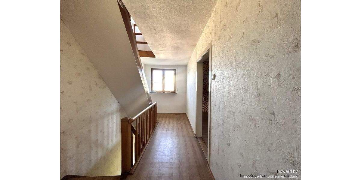 Etagenwohnung Laichingen-Feldstetten Feldstetten - 9 Zimmer, 168 m&sup2;, 249.000&euro; | Angebot:25213904