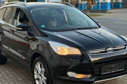 Ford Kuga 210.800 km 6.900 &euro; Salzgitter 38229