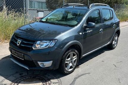Dacia Sandero 126.000 km 3.800 &euro; Müllenbach 53520