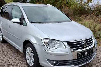 VW Touran 71.000 km 7.200 &euro; Homburg 66424