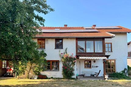 Haus Haag in Oberbayern - 7 Zimmer, 180 m&sup2;, 450.000&euro; | Angebot:27005541