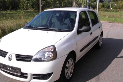 Renault Clio 104.000 km 3.350 € Glauchau 08371
