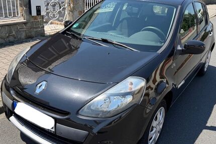 Renault Clio 114.500 km 3.599 &euro; Königstädten 65428