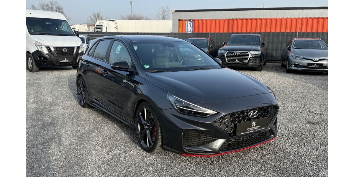 Hyundai i30 86.000 km 22.499 &euro; Sachsenheim 74343