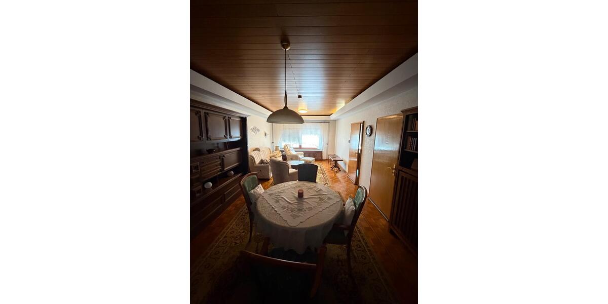 Doppelhaushälfte Illingen - 6 Zimmer, 120 m&sup2;, 180.000&euro; | Angebot:27225712
